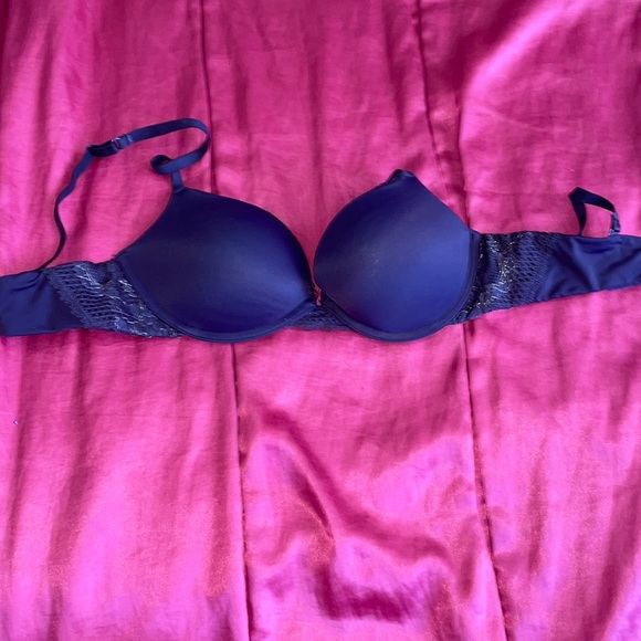 Forever 21 Other - Forever 21 Indigo Push Up Bra 💙